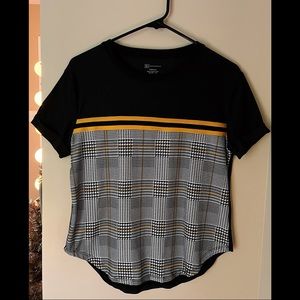 No Boundaries Houndstooth Shirt | Size: Small